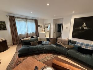 Photo 21- click for photo gallery